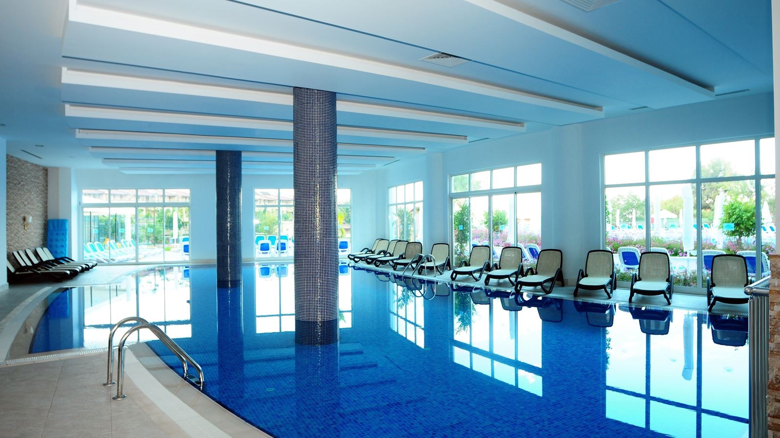 pools-indoor-pool