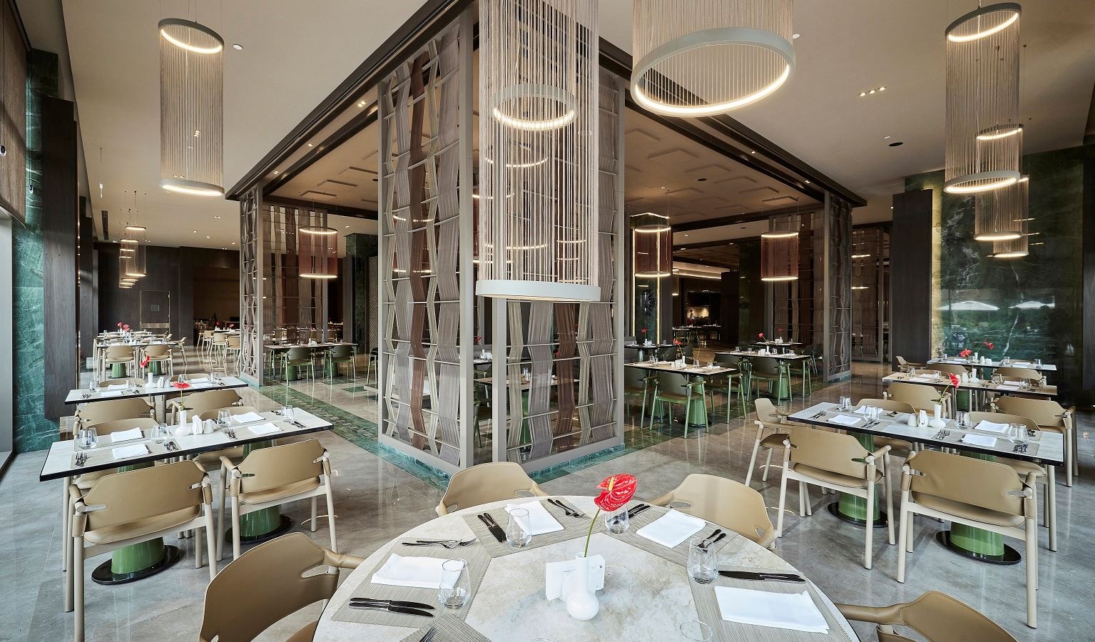 restaurants-savory-main-restaurant