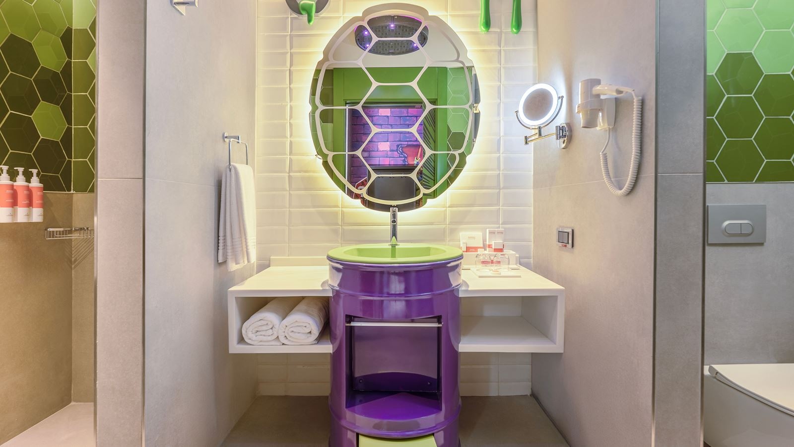 rooms-themed-junior-suite